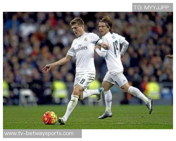 凯尔坚定信念现有阵容足够强大冬窗不再引援